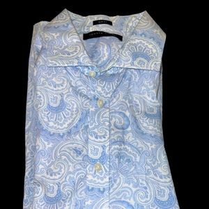 Selling my tommy button up very pretty everyone loves ur eye catcher